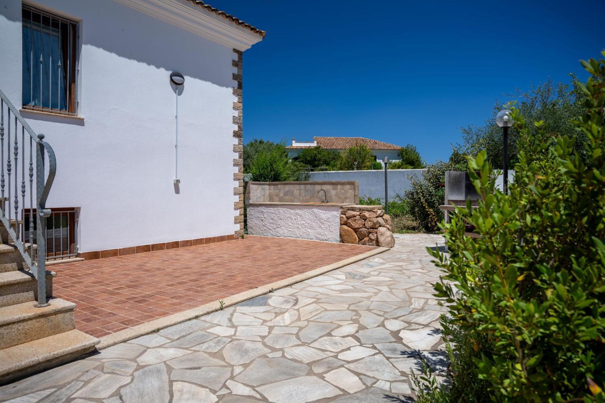 Villa Rafael Con Piscina, Iun P4098 *